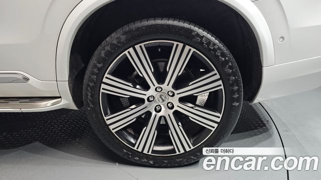 Volvo XC90 2022 — photo 7