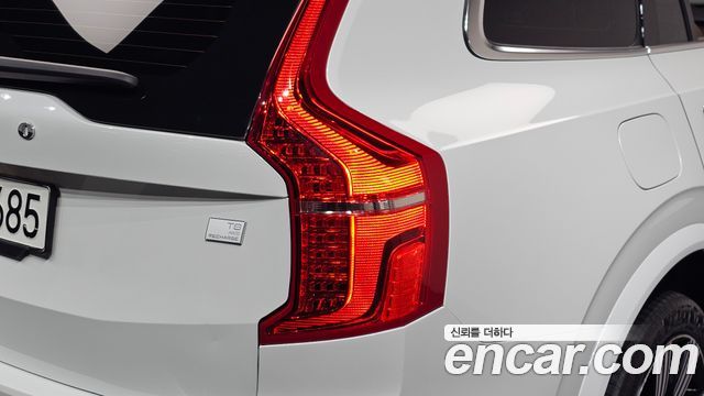Volvo XC90 2022 — photo 9