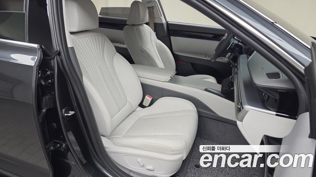 Hyundai Grandeur 2023 — photo 17