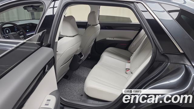 Hyundai Grandeur 2023 — photo 16