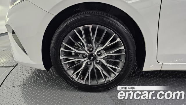 Kia K3 2024 — photo 5