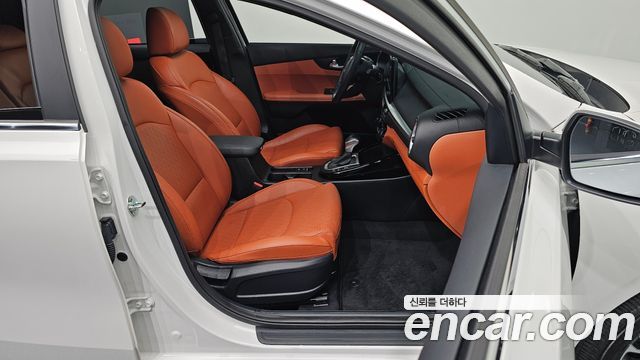 Kia K3 2024 — photo 13