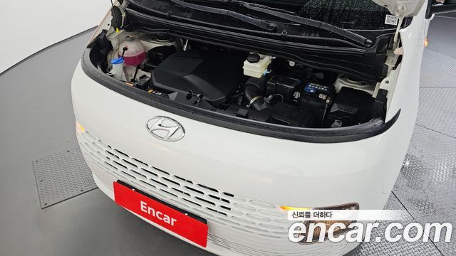 Hyundai Staria 2022 — photo 6