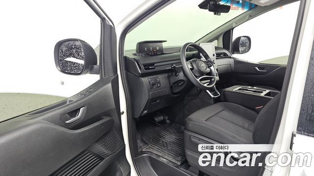Hyundai Staria 2022 — photo 13