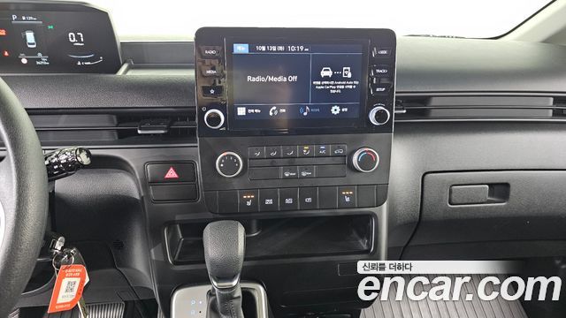 Hyundai Staria 2022 — photo 19