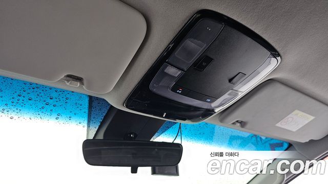 Hyundai Staria 2022 — photo 23