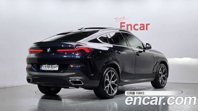 BMW X6 2021 — photo 2