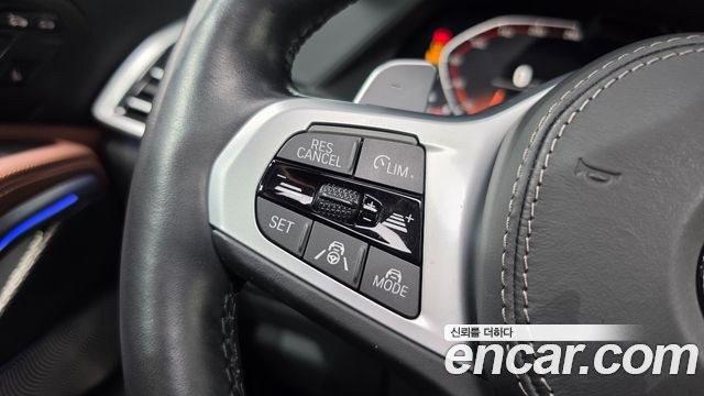 BMW X6 2021 — photo 15