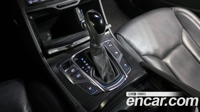 Hyundai Grandeur 2017 — photo 9
