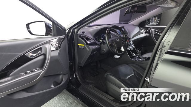 Hyundai Grandeur 2017 — photo 10