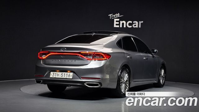 Hyundai Grandeur 2018 — photo 2