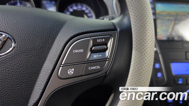 Hyundai Santafe 2015 — photo 16