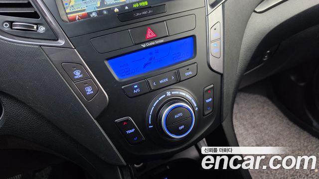 Hyundai Santafe 2015 — photo 17