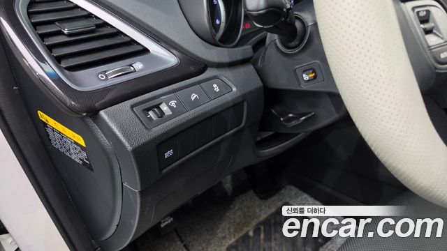 Hyundai Santafe 2015 — photo 18