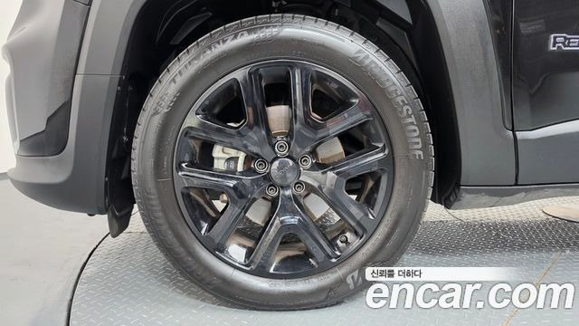 Jeep Renegade 2022 — photo 5