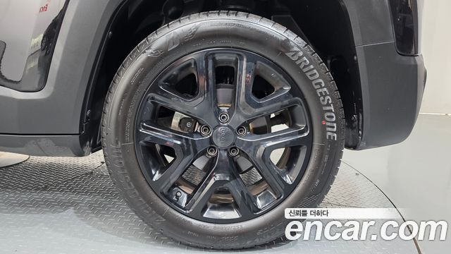 Jeep Renegade 2022 — photo 7
