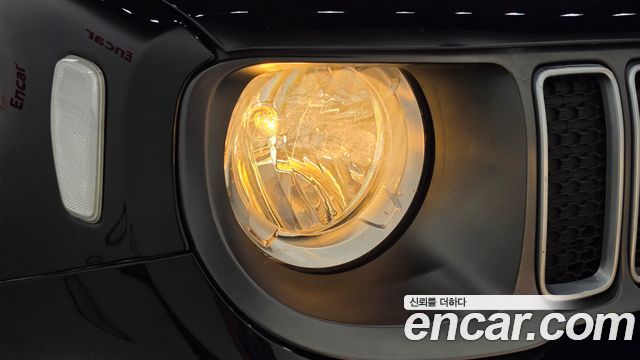 Jeep Renegade 2022 — photo 8