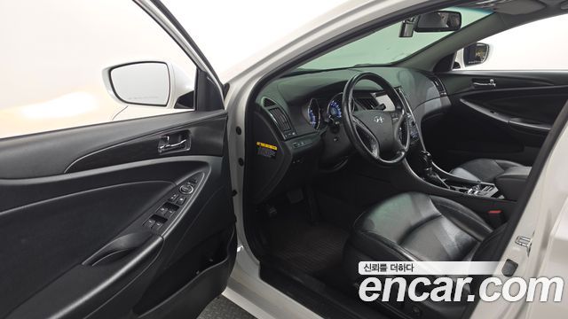 Hyundai Sonata 2014 — photo 13