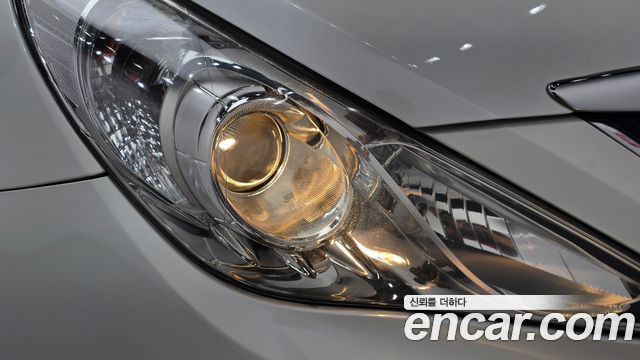 Hyundai Sonata 2014 — photo 8