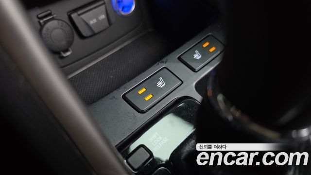 Hyundai Sonata 2014 — photo 31