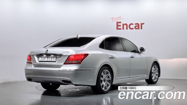Hyundai Equus 2011 — photo 2