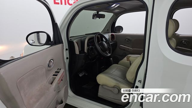 Nissan Cube 2011 — photo 10
