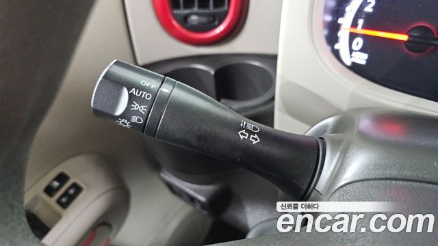 Nissan Cube 2011 — photo 15