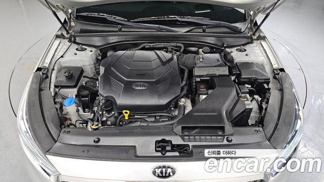 Kia K7 2018 — photo 6