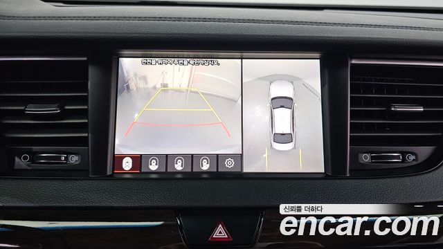 Kia K7 2018 — photo 17