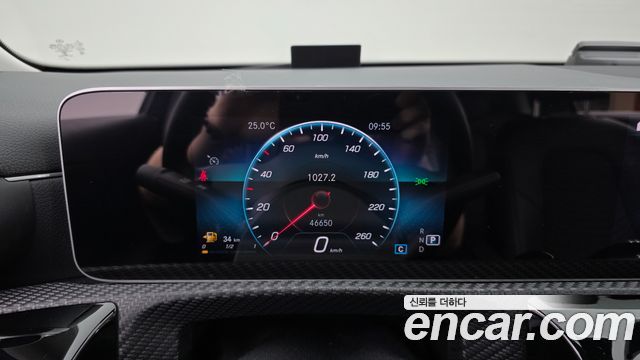 Mercedes-Benz A-Class 2020 — photo 8