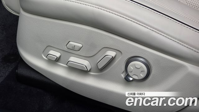 Genesis GV80 2025 — photo 28
