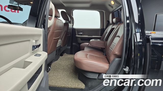 Dodge Ram Pick Up 2012 — photo 12