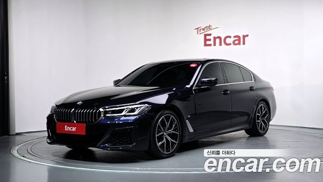 BMW 5-Series 2021 — photo 1