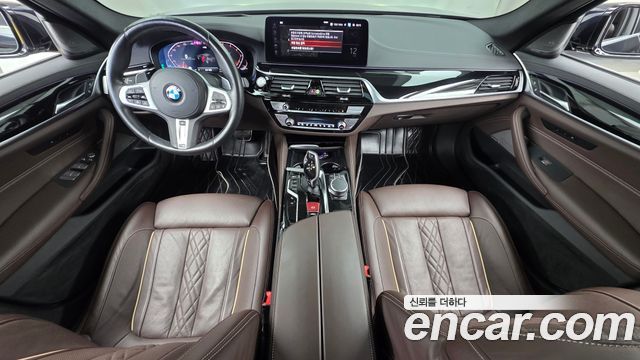 BMW 5-Series 2021 — photo 7