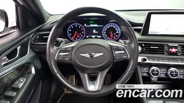 Genesis G70 2019 — photo 19