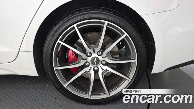 Genesis G70 2019 — photo 7