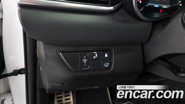 Genesis G70 2019 — photo 29