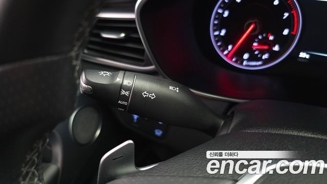 Genesis G70 2019 — photo 34
