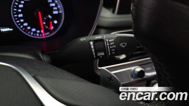 Genesis G70 2019 — photo 35