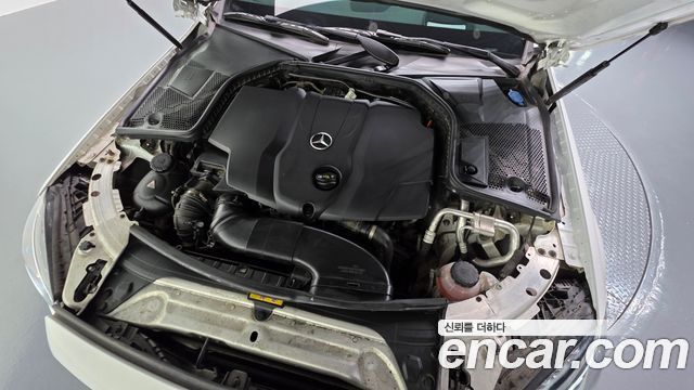 Mercedes-Benz C-Class 2018 — photo 6