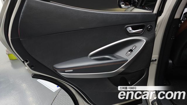 Hyundai Santafe 2014 — photo 15