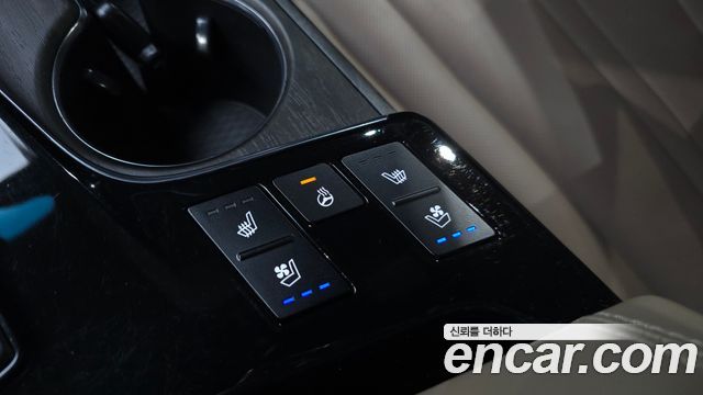Kia K8 2022 — photo 25