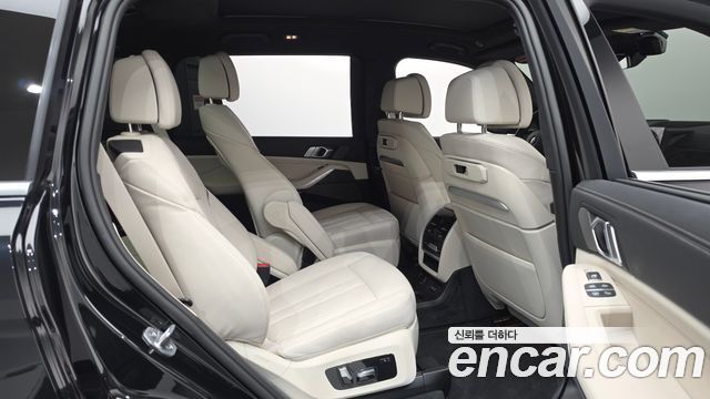 BMW X7 2026 — photo 17