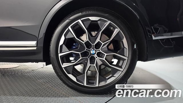 BMW X7 2026 — photo 7