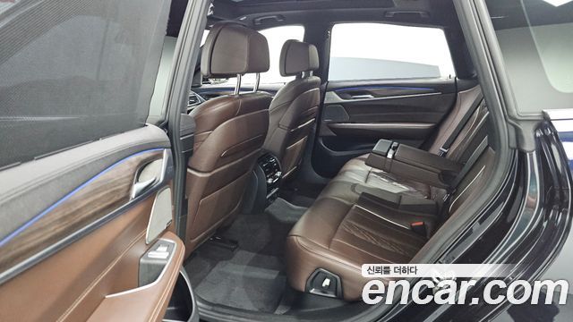BMW Gran Turismo 2019 — photo 12