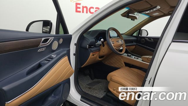 Genesis GV80 2023 — photo 13
