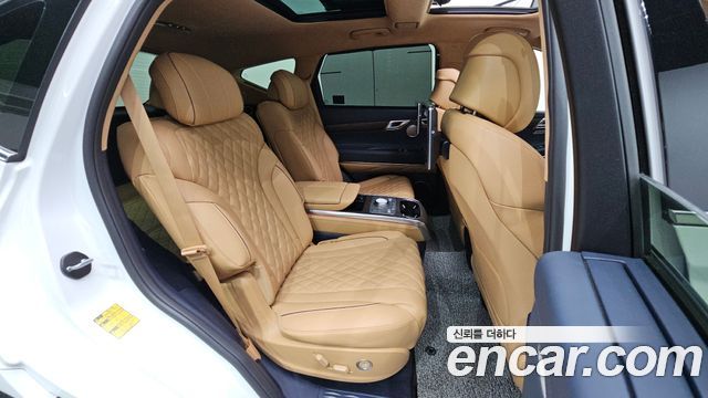 Genesis GV80 2023 — photo 17