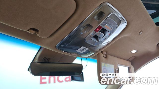 Genesis GV80 2023 — photo 32