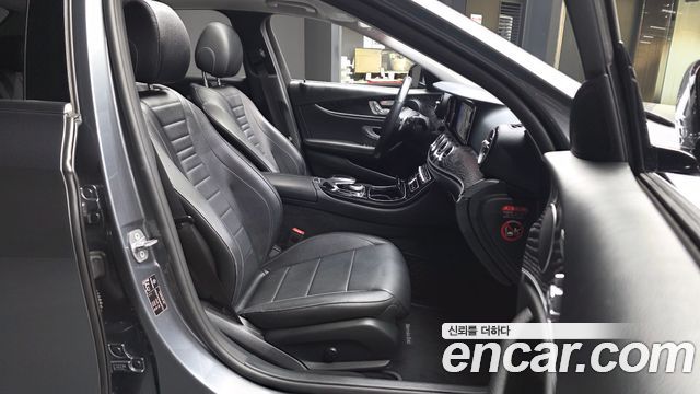 Mercedes-Benz E-Class 2018 — photo 17