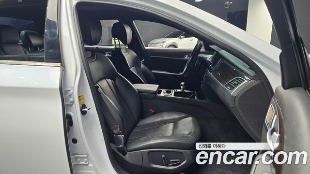 Genesis G80 2018 — photo 13